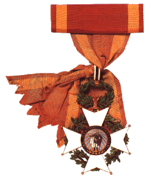 Gran Cruz de la Real y Militar Orden de San Fernando con venera coronada para generales y brigadieres.